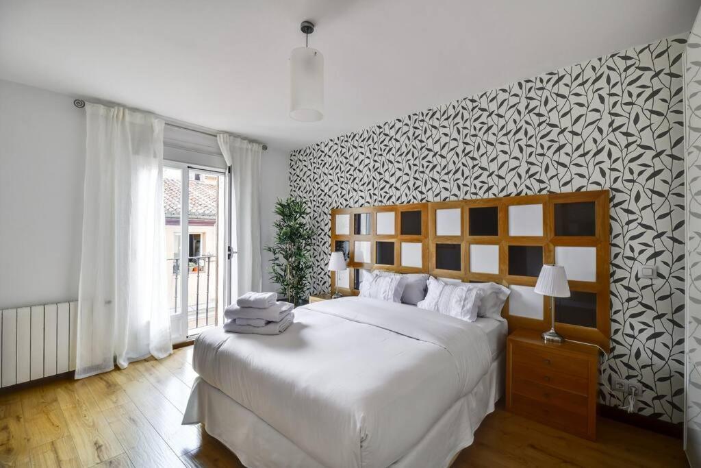 Big Stylish And Modern Apartment In Madrid Centre מראה חיצוני תמונה