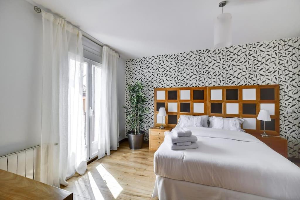 Big Stylish And Modern Apartment In Madrid Centre מראה חיצוני תמונה