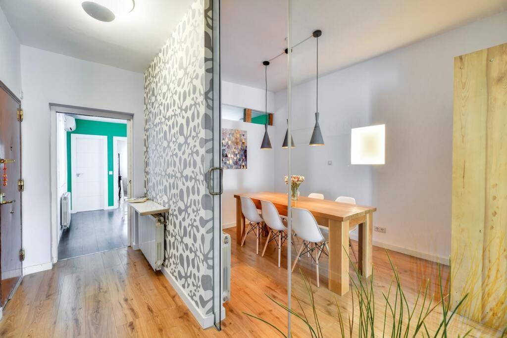 Big Stylish And Modern Apartment In Madrid Centre מראה חיצוני תמונה